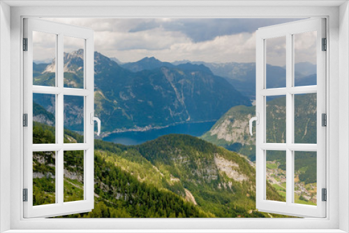 Fototapeta Naklejka Na Ścianę Okno 3D - View of Lake Hallstatt from top of the Dachstein mountain 