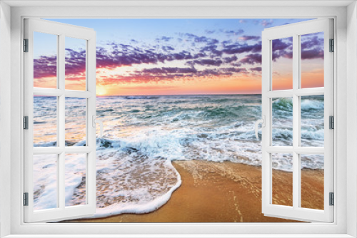 Fototapeta Naklejka Na Ścianę Okno 3D - Sunrise in the sea.