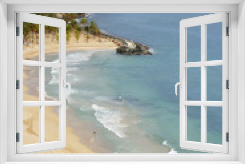 Fototapeta Naklejka Na Ścianę Okno 3D - Puerto Rico shoreline and hotels