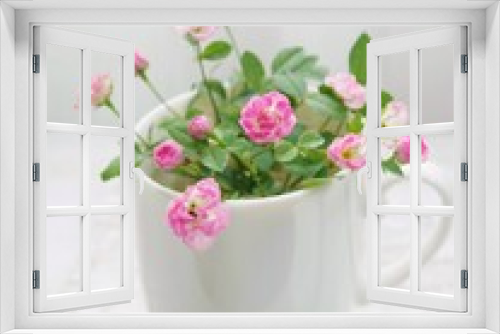 Fototapeta Naklejka Na Ścianę Okno 3D - pink flowers in a cup