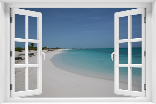 Fototapeta Naklejka Na Ścianę Okno 3D - Paesaggi caraibici della polinesia con isole e mare corsllino
