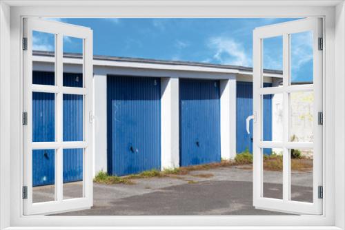 Fototapeta Naklejka Na Ścianę Okno 3D - blaue Garagen