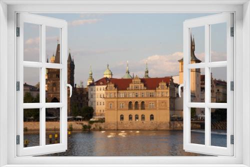 Fototapeta Naklejka Na Ścianę Okno 3D - Vltava river and old town by sunset, Prague, Czech republic 

