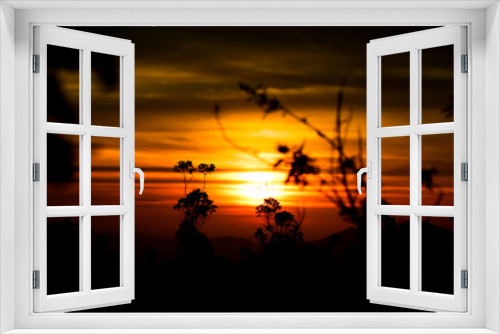 Fototapeta Naklejka Na Ścianę Okno 3D - Sonnenaufgang im Hochland von Sri Lanka