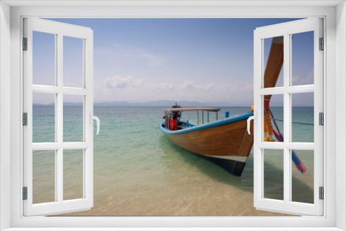 Fototapeta Naklejka Na Ścianę Okno 3D - longtail boat