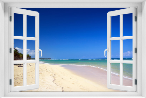 Fototapeta Naklejka Na Ścianę Okno 3D - Tropical sandy beach on caribbean sea

