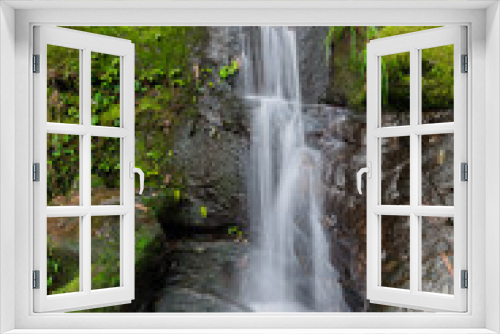 Fototapeta Naklejka Na Ścianę Okno 3D - Sai Tip waterfall
