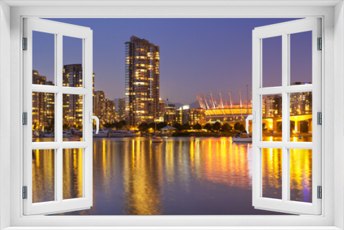 Fototapeta Naklejka Na Ścianę Okno 3D - Vancouver, British Columbia, Canada skyline across the water at