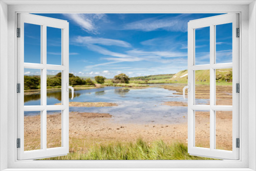 Fototapeta Naklejka Na Ścianę Okno 3D - Seven Sisters National Park, Cuckmere river and country walks, East Sussex