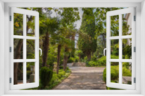 Fototapeta Naklejka Na Ścianę Okno 3D - Beautiful garden with hedges