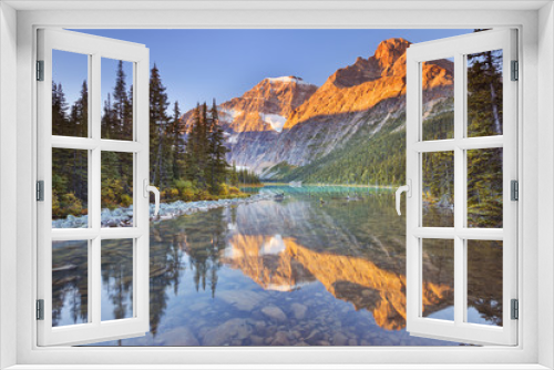 Fototapeta Naklejka Na Ścianę Okno 3D - Mount Edith Cavell and lake, Jasper NP, Canada at sunrise