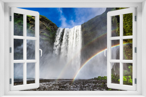 Fototapeta Naklejka Na Ścianę Okno 3D - Beautiful Skogafoss waterfall in Iceland