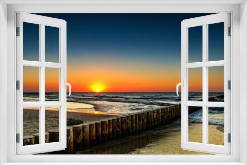 Fototapeta Naklejka Na Ścianę Okno 3D - Sunset at Baltic Sea