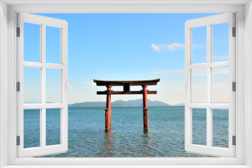 Fototapeta Naklejka Na Ścianę Okno 3D - 滋賀県　白髭神社　湖畔の鳥居