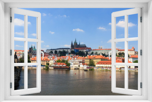 Fototapeta Naklejka Na Ścianę Okno 3D - View towards Prague Castle and Mala Strana (Lesser Town) with Charles Bridge