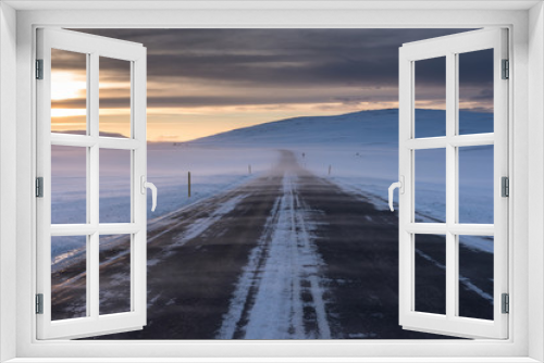 Fototapeta Naklejka Na Ścianę Okno 3D - Kirkjufell in winter