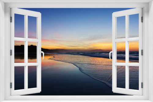 Fototapeta Naklejka Na Ścianę Okno 3D - sunset in Sopelana beach