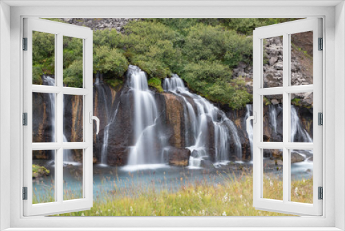 Fototapeta Naklejka Na Ścianę Okno 3D - Hraunfossar Waterfalls