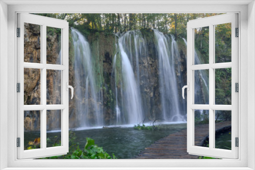 Fototapeta Naklejka Na Ścianę Okno 3D - Wasserfälle, Gewässer und Wege im Nationalpark Plitvicer Seen in Kroatien