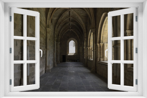 Fototapeta Naklejka Na Ścianę Okno 3D - Claustro de la catedral de Évora en Portugal