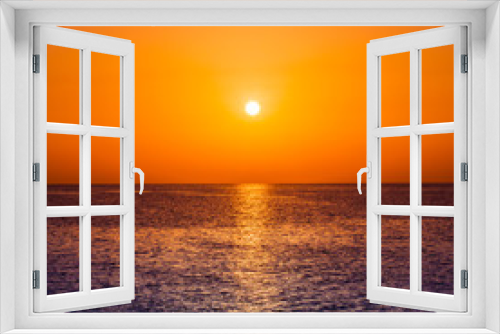 Fototapeta Naklejka Na Ścianę Okno 3D - Beautiful sunset over the sea. beauty landscape. Wonderful sunri