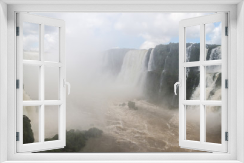 Fototapeta Naklejka Na Ścianę Okno 3D - Iguacu (Iguazu) falls on a border of Brazil and Argentina