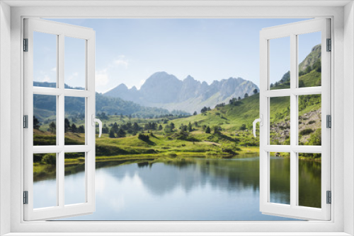 Fototapeta Naklejka Na Ścianę Okno 3D - Mountain lake in summertime