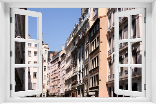 Fototapeta Naklejka Na Ścianę Okno 3D - façades d'immeubles