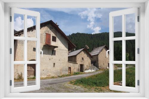 Fototapeta Naklejka Na Ścianę Okno 3D - Chalets du Hameau des Ayes - Hautes-Alpes