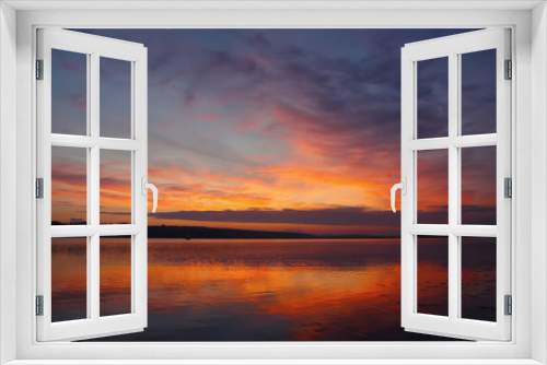 Fototapeta Naklejka Na Ścianę Okno 3D - Sunset on the lake