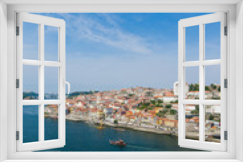 Fototapeta Naklejka Na Ścianę Okno 3D - View of Porto city on summer day