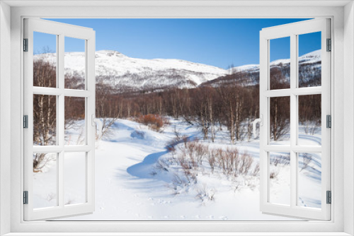 Fototapeta Naklejka Na Ścianę Okno 3D - Sonniger Wintertag in Schweden