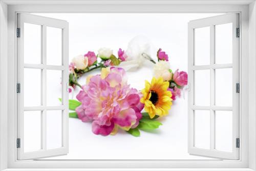 Fototapeta Naklejka Na Ścianę Okno 3D - wreath with colored flowers isolated on white