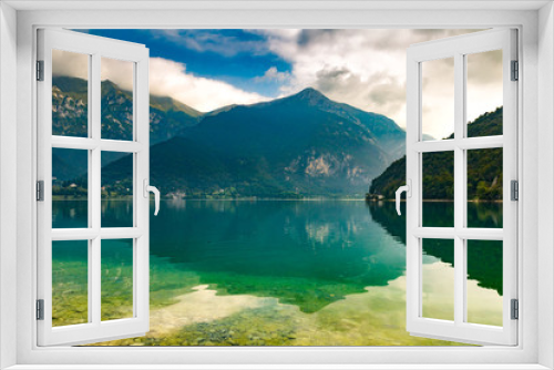 Fototapeta Naklejka Na Ścianę Okno 3D - Ledro lake in Italy.