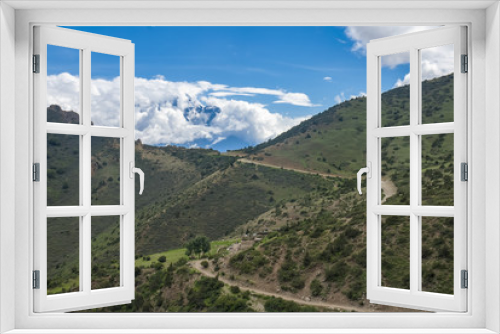 Fototapeta Naklejka Na Ścianę Okno 3D - Road in the mountains, Upper Mustang