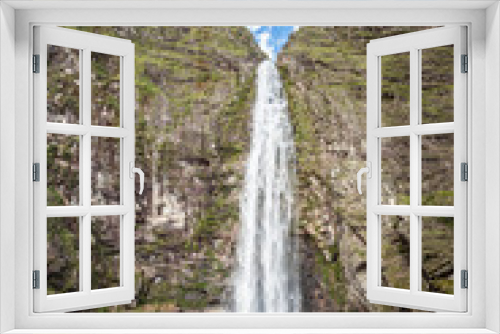 Fototapeta Naklejka Na Ścianę Okno 3D - Casca D'anta waterfalls - Serra da Canastra National Park - Mina
