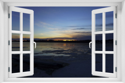 Fototapeta Naklejka Na Ścianę Okno 3D - Icy sunset
