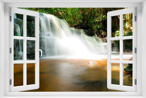 Fototapeta Naklejka Na Ścianę Okno 3D - Mundang waterfall, a beautiful waterfall in Thailand