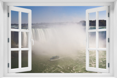 Fototapeta Naklejka Na Ścianę Okno 3D - scenic view of niagara falls ontario
