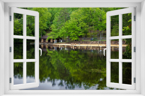 Fototapeta Naklejka Na Ścianę Okno 3D - Tennessee Mountain Lake. Appalachian Mountain lake with public beach, boathouse and docks at Pickett State Park in Jamestown, Tennessee.